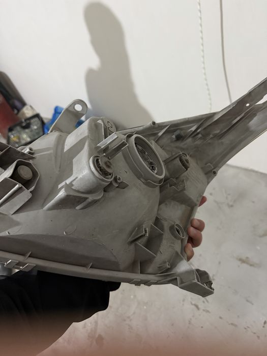 продам фару прадо 120 оригинал