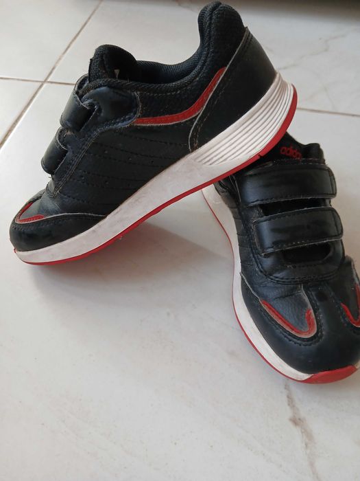 Маратонки за момче adidas 30р