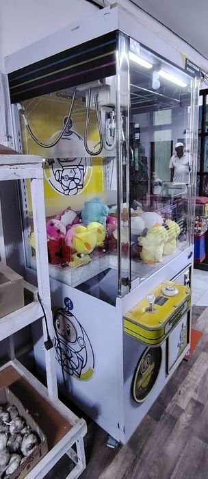 Игравой аппарат Хватайка