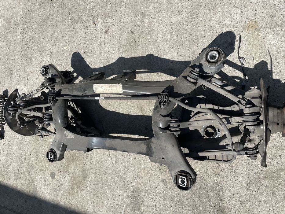 Заден мост/ шенкел БМВ Г20/ Г21 (zaden most bmw g20/ g21)