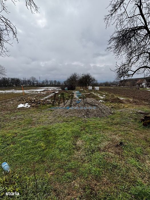 Teren cu fundație si proiect autorizat de vânzare in Blandiana