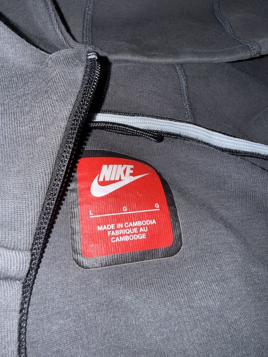 Nike tech Fleece (L) ОРИГИНАЛНО
