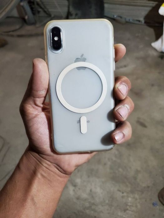 iPhone X sotiladi
