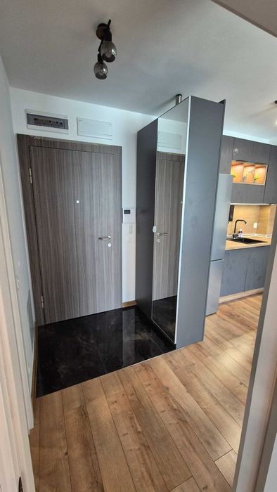 Дава се под наем Двустаен апартамент в София, Банишора - 55 кв.м за 600 € - Снимка #2