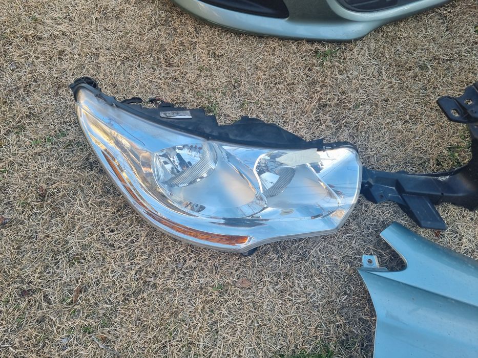 предница за Ситроен ц4 от2010до2015