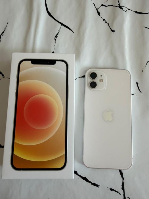 Продается айфон 12