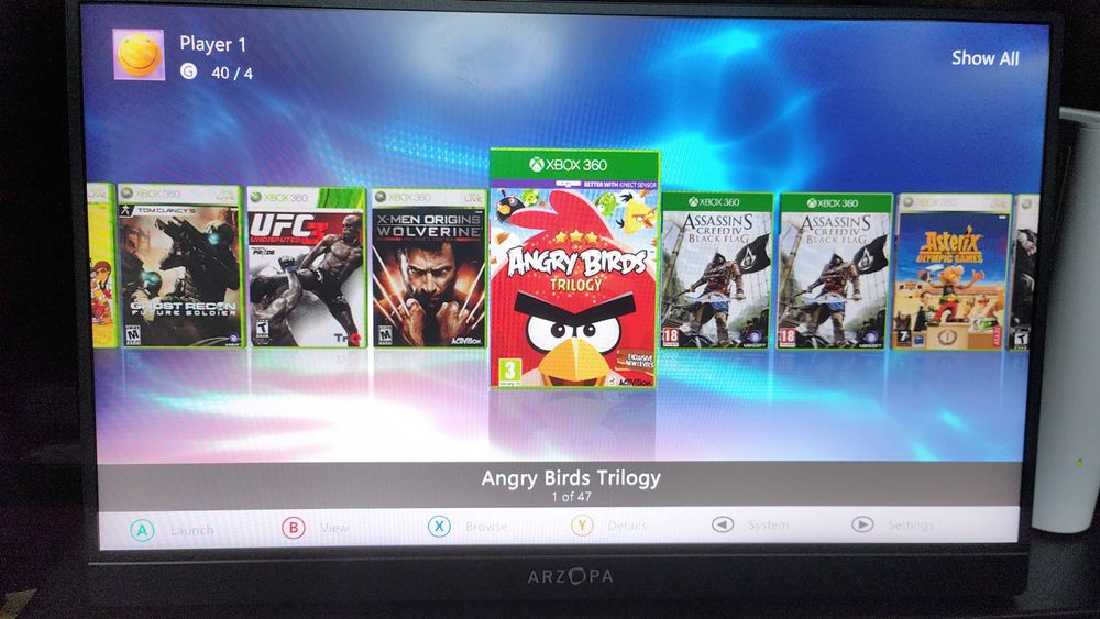 Xbox 360 modat ,43 de jocuri de top,GTA 5,Minecraft,NFS,maneta,cabluri