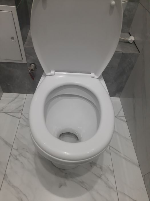 Продам унитаз.б/у