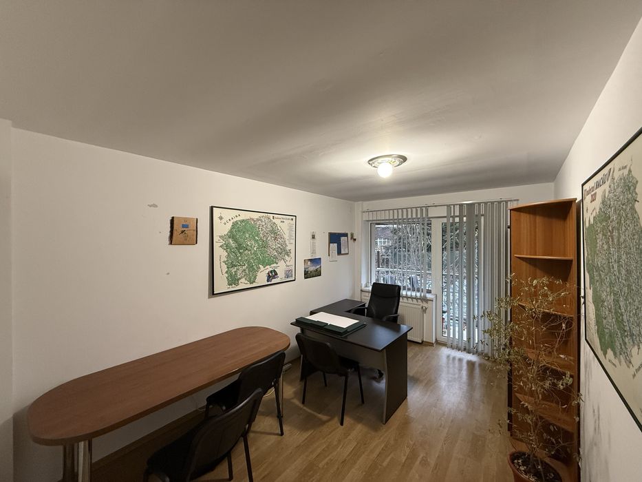 Apartament 3 camere, parter – Zona Universității Suceava