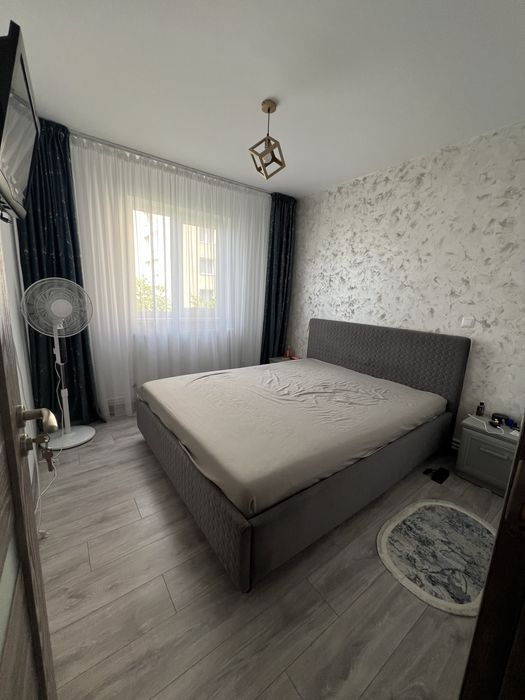 Apartament 2 camere.Propietar. renovat mobilat + boxa la subsol