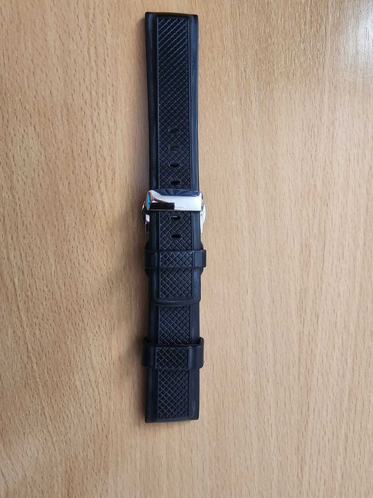 Curea de Ceas Neagra Hirsch Accent, Cauciuc, Latime 22mm, Lungime 20cm