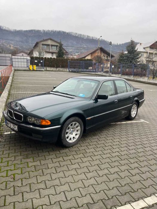 BMW seria 7 model e38 735i Automat