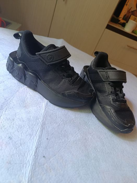 Adidași copii Adidas x Star Wars originali, mărimea 30 (18 cm), Negri