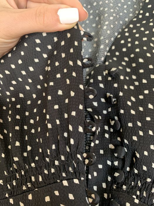 лятна рокля stradivarius S и дълга рокля Mango S