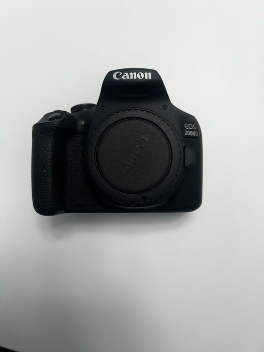 Canon 2000D + baterie externa