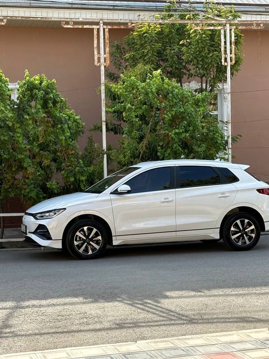 BYD e2 2023 йил 43.000 юрган