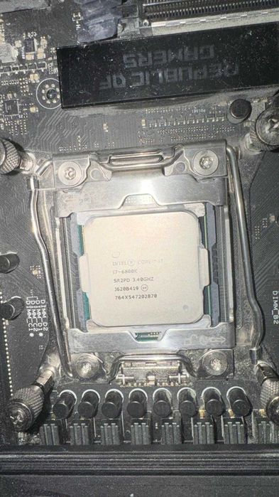 i7-6800k, Strix X99 Gaming , 16 gb ddr4, 1080TI Evga,