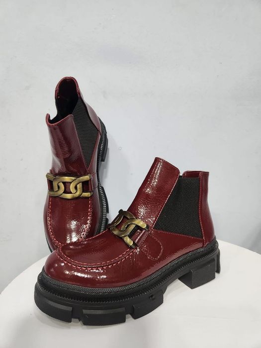 Стилни дамски обувки