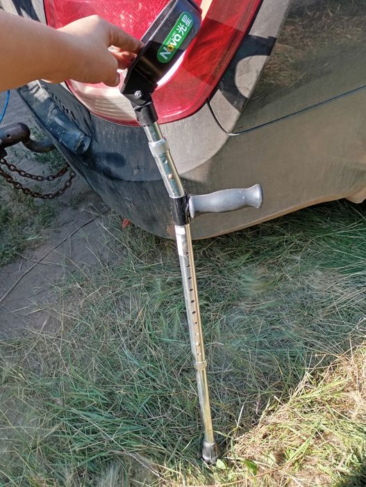 Продам трость (костыль) с подлокотником