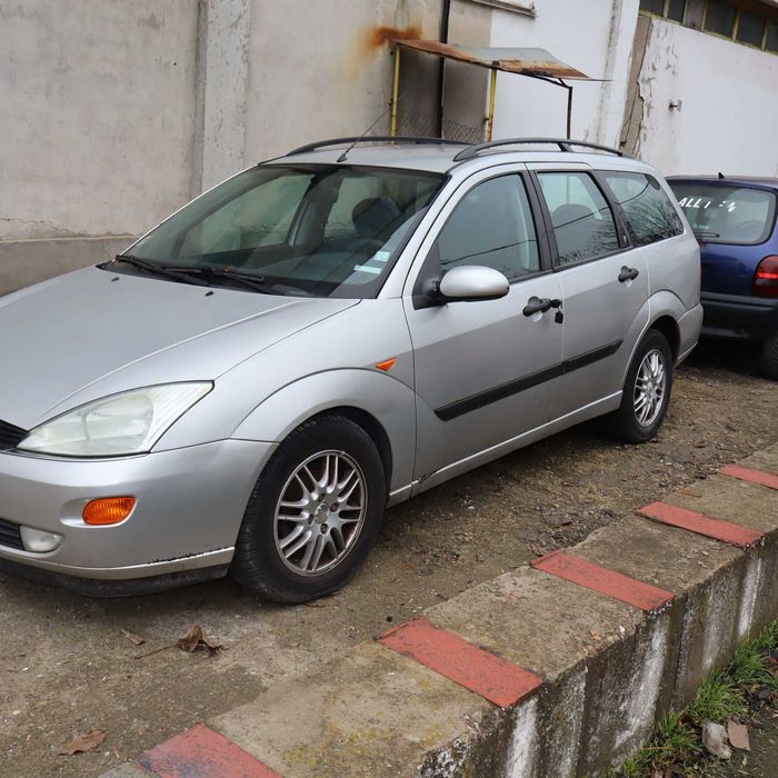 Форд Фокус 1.8тдди 90 к.с.2000г.Само на части