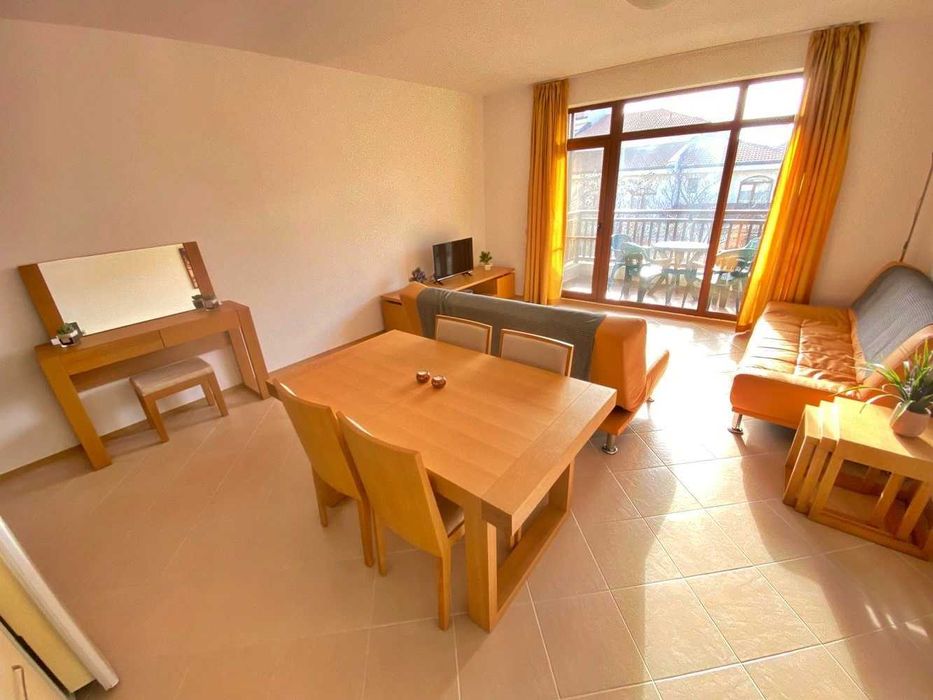 Продава се Двустаен апартамент в Ахелой - 68 кв.м за 817 €/кв.м - Снимка #2