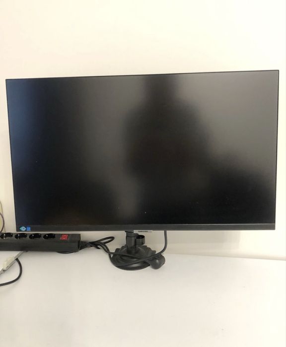 Монитор 4k 27” HDR10 Samsung