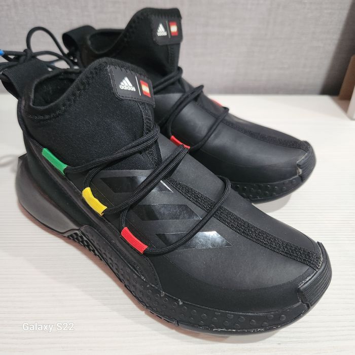 Продам детскую обувь