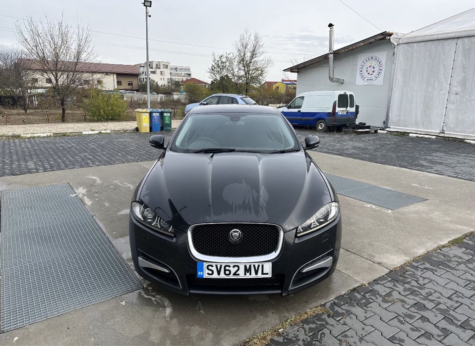 Dezmembrez Jaguar XF Facelift 2.2 diesel 2013 /  200cp