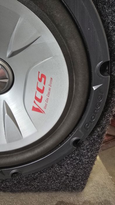 Бас каса-субуфер Пайнер с усилвател