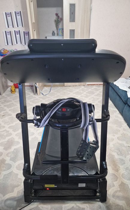 Продам беговую дорожку