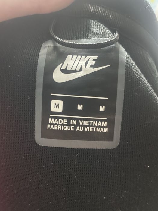 Продам две кофты Qoima и Nike tech fleece