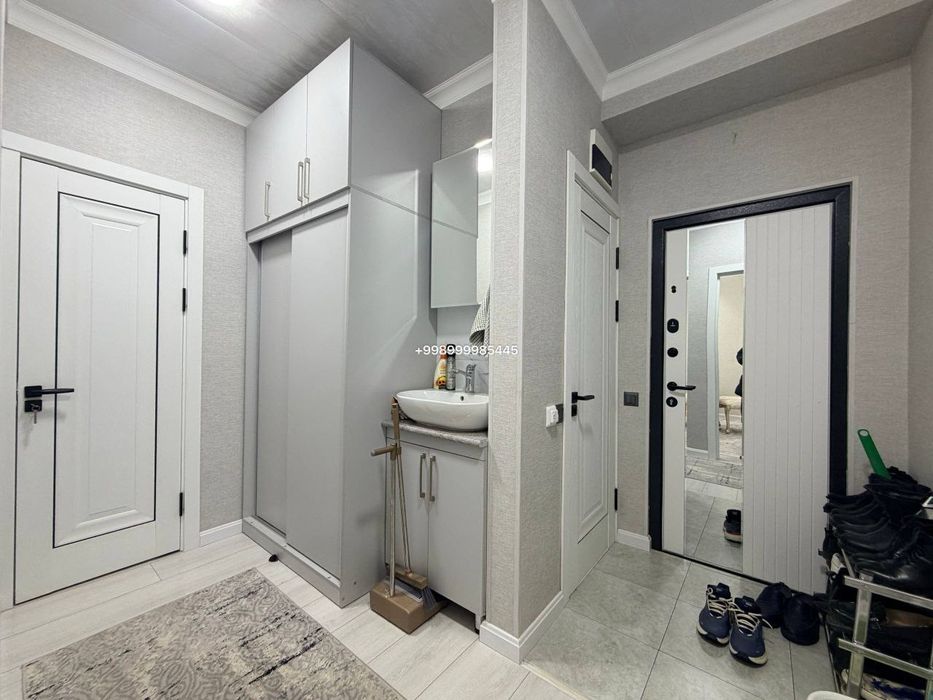 Юнусобод 4кв 4/3/4 Сотилади