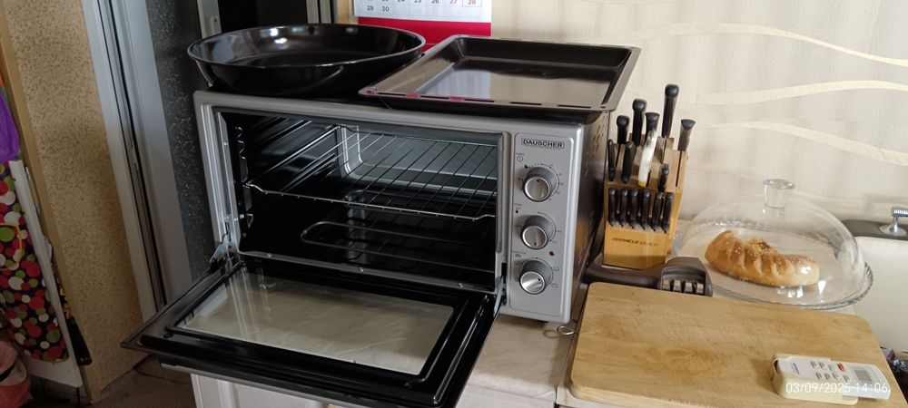 Продам электродуховку Dauscher 48 л