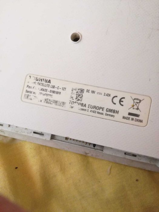 Vind laptop Tosiba Satellite L50 C-1ZT   ,i7