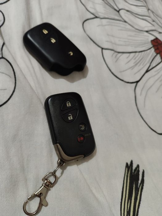 Продам пульт от LEXUS оригинал