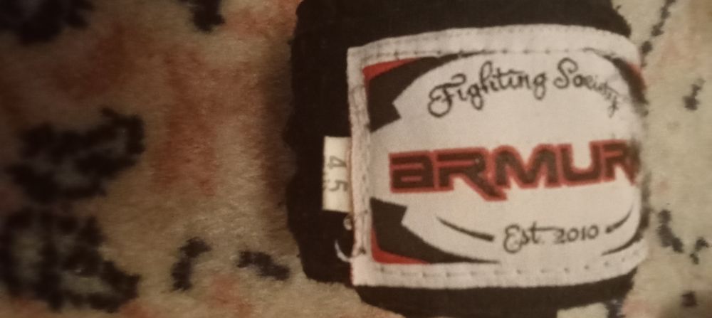 Echipament kickbox, doar în Iași