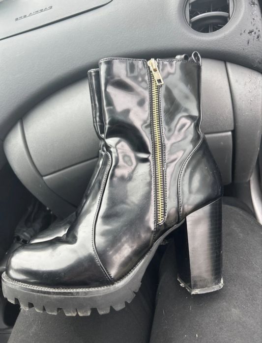 botine cu toc BATA