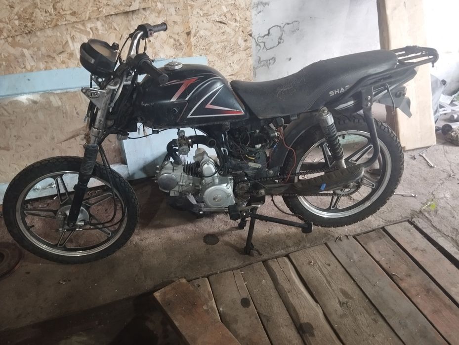 Продам мотоцикл шарк