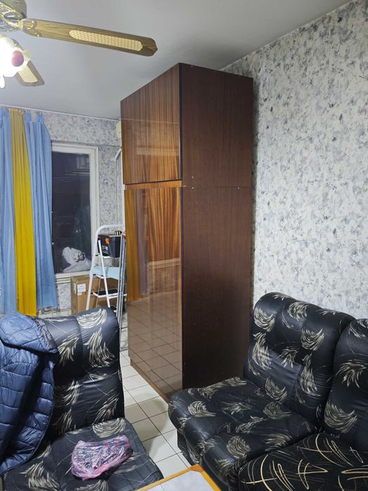 Гардероб  за дрехи + шкаф