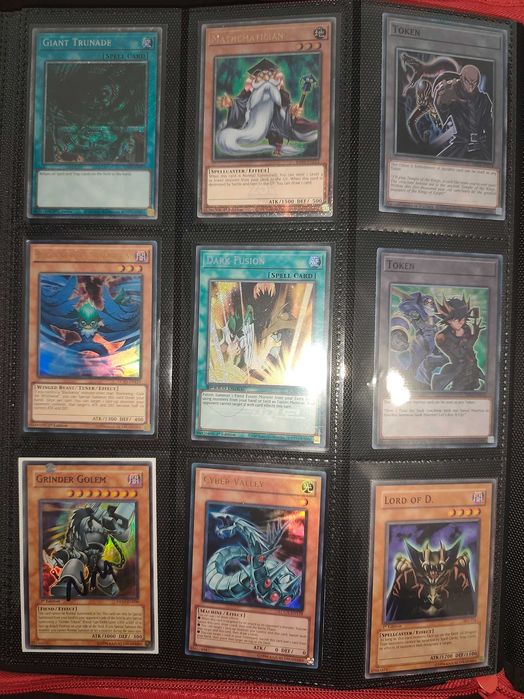 Yu gi oh холо карти за продан