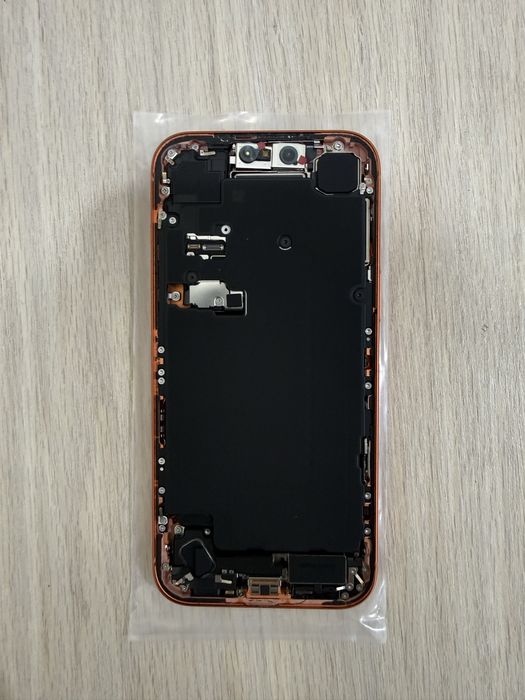 Продам 17prm 256gb esim