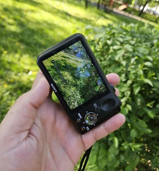 Sony Cuber-shot Цифровой фотоаппарат