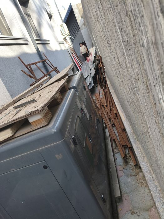 Продаётся генератор солярка 70-85 ват, шумный