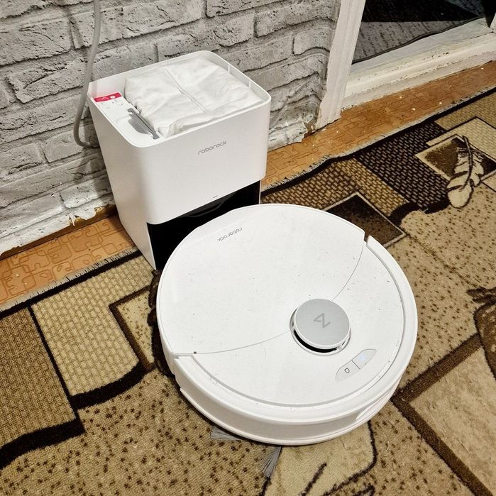 ROBOROCK Q8 MAX PRO PLUS  робот пылесос