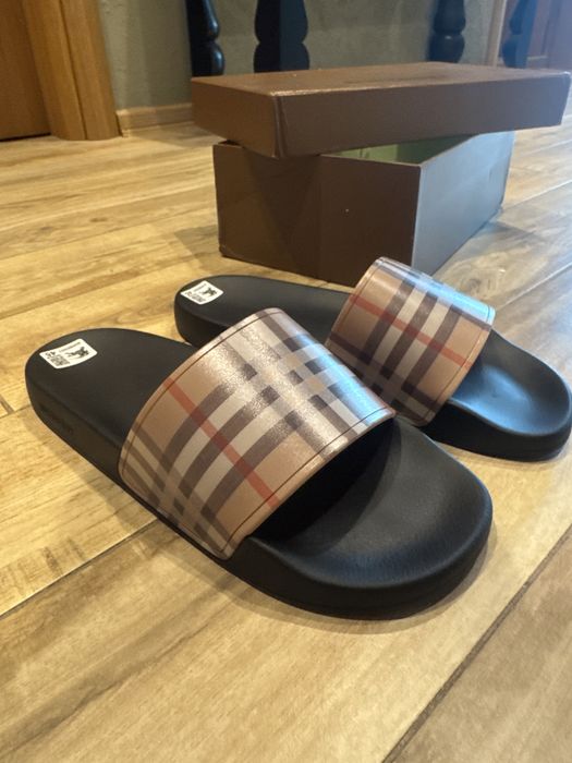 Burberry slides