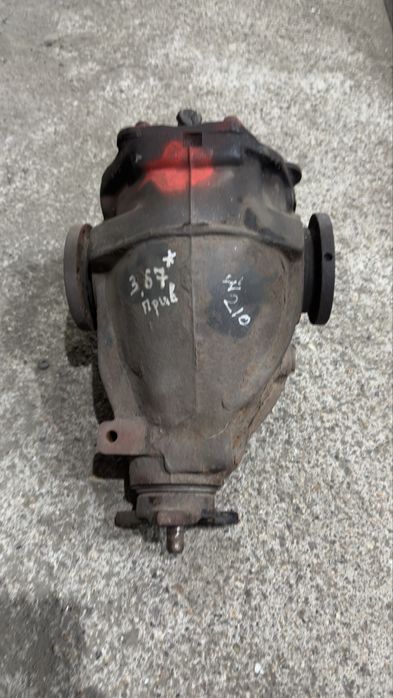 Редуктор на мерседес 210