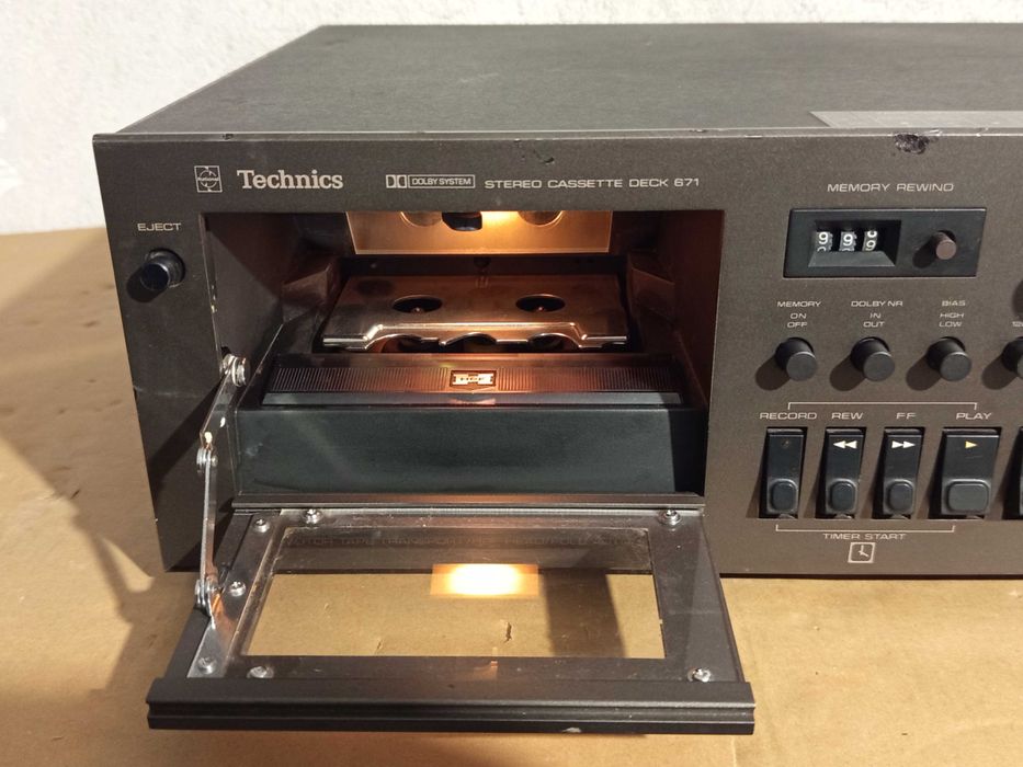 Колекционерски дек Technics RS-671USD