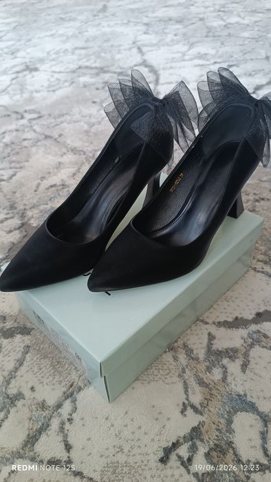 Elegant qora tufli