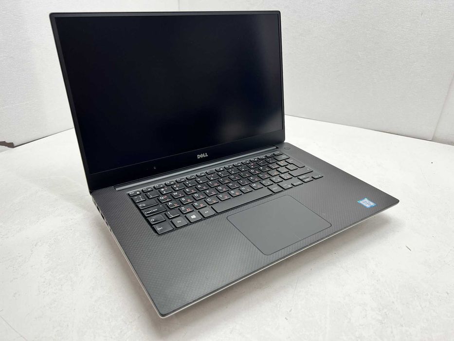 реновиран Mobile Workstation Dell Precision 5510 15.6" i7-6820HQ 16GB 256GB клас Б с Гаранция