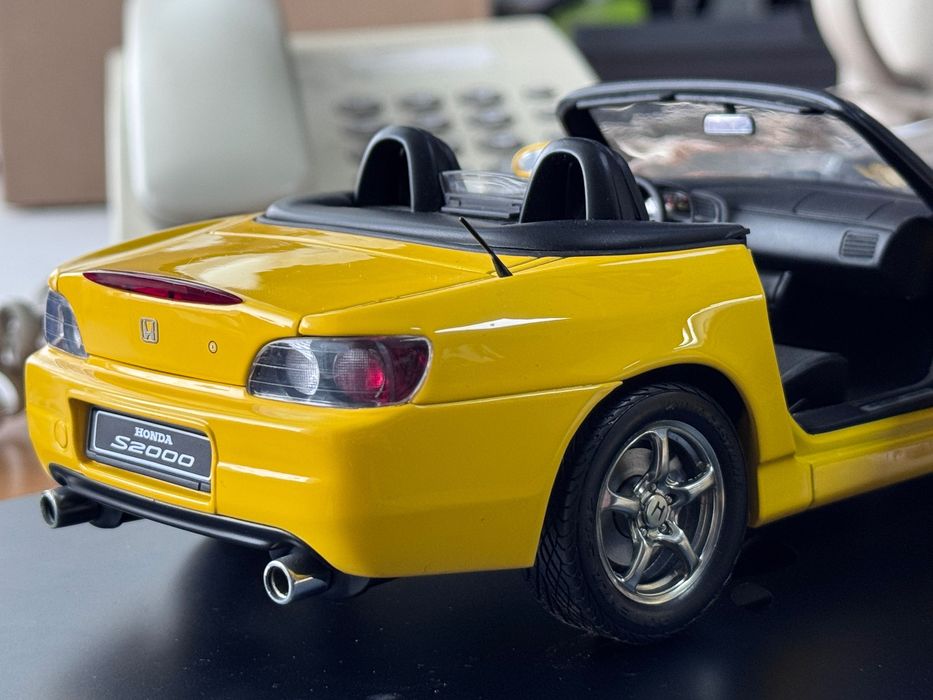 Autoart Honda S2000 AP1